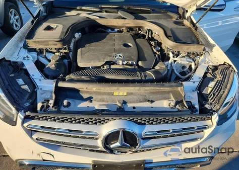 2020 Mercedes-Benz Glc 300 z USA, uszkodzony, nr VIN WDC0G8DB5LF736353